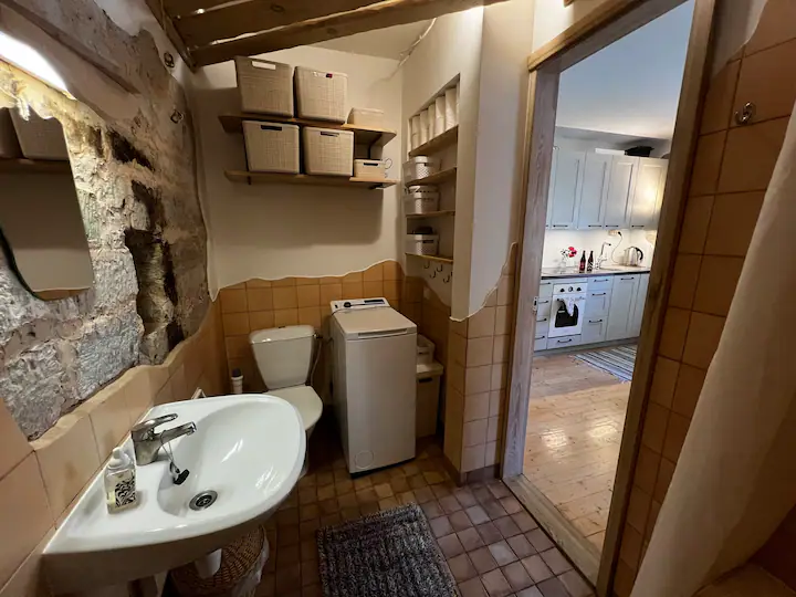 Bathroom restyled and artisan